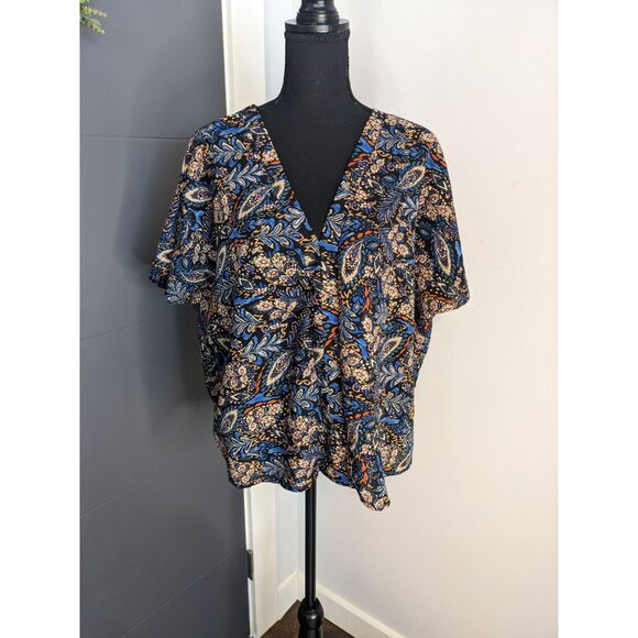 Buckle Daytrip Leafy Printed Woven Boxy V-neck Textured Top - M - Picture 1 of 8
